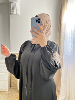 حجاب أنيق بتطريز فاخر – 11 لون مميز | مقاسات من 38 إلى 48 - TopVetmentsDZ