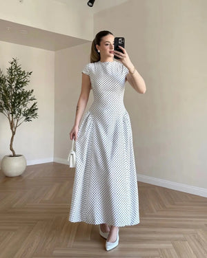 فستان باريسي منقط بالأسود | Robe Parisienne Pois Noirs - TopVetmentsDZ