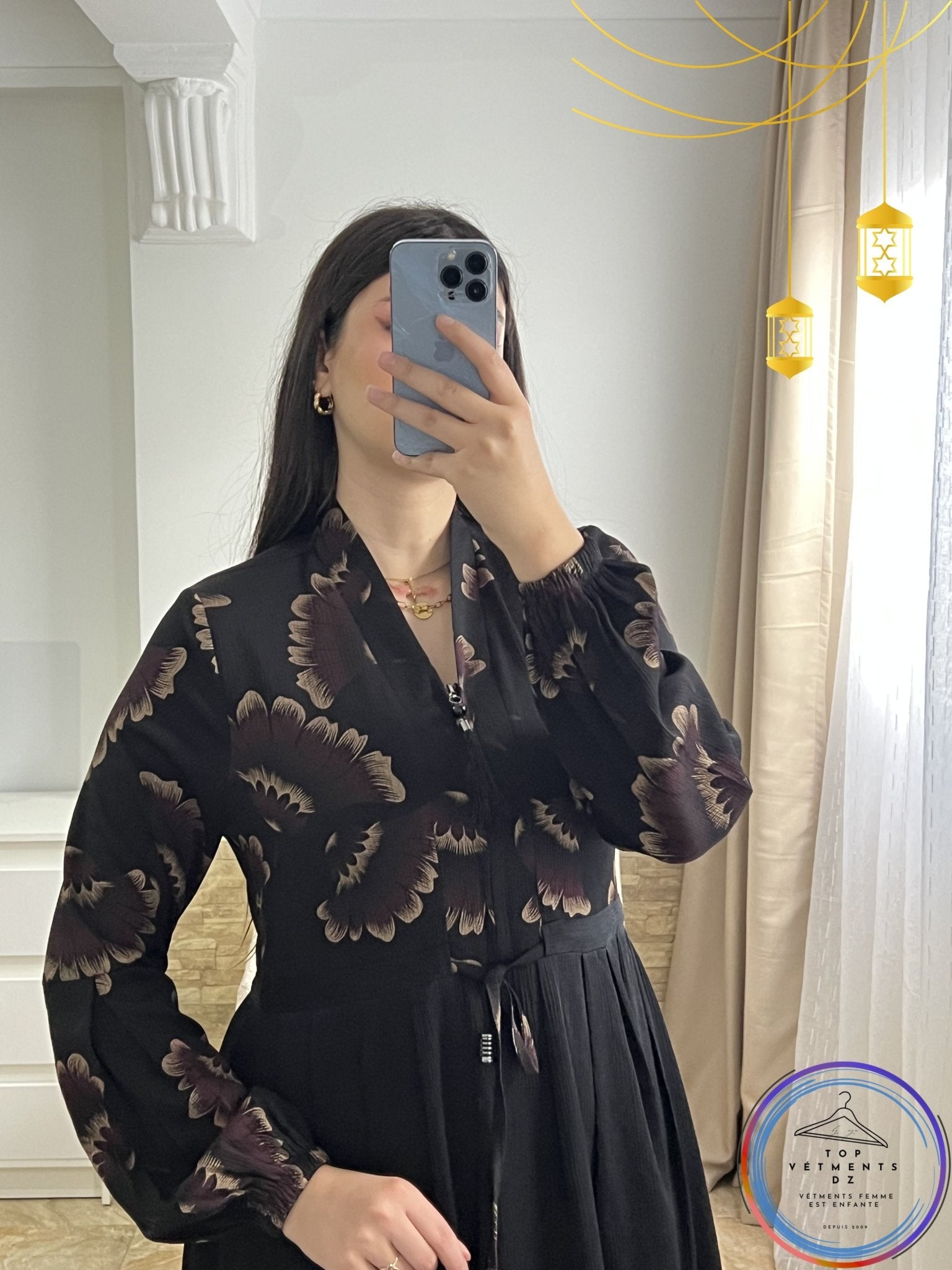 Robe noire élégante à motif floral luxueux - TopVetmentsDZ