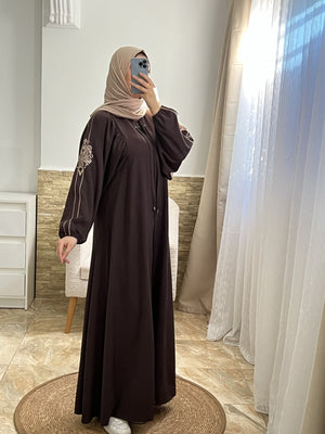 حجاب أنيق بتطريز فاخر – 11 لون مميز | مقاسات من 38 إلى 48 - TopVetmentsDZ